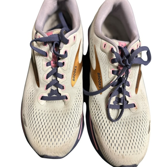 Brooks Women's Cream and Pink Athletic Shoes - Picture 1 of 8